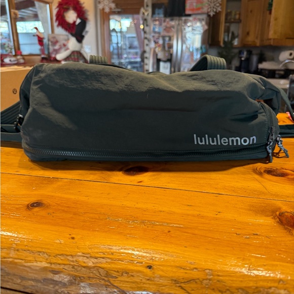 lululemon athletica Dark Green Duffel Bag - Picture 3 of 5